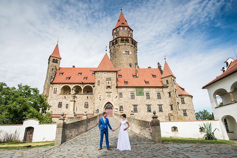 Замок Боузов  - самый сказочный замок Чехии. 