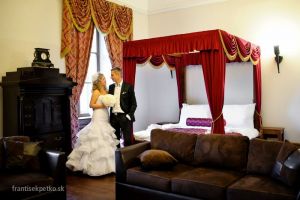 Honeymoon room at Viglache Castle