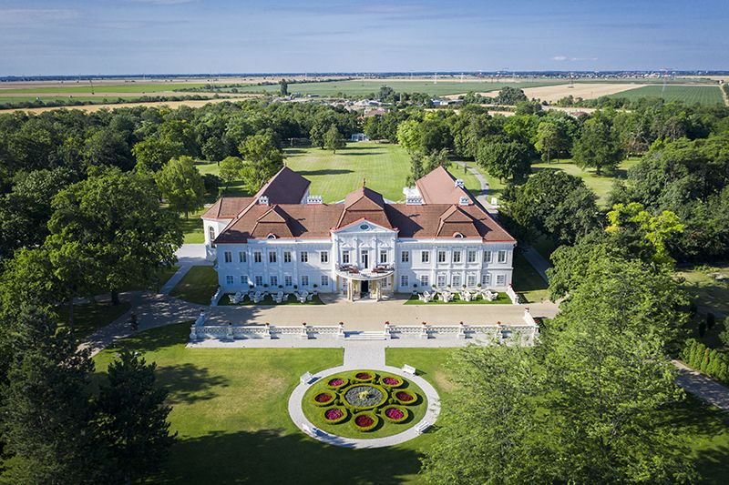 The Art Hotel Kastiel is a snow-white manor just half an hour's drive from Bratislava.