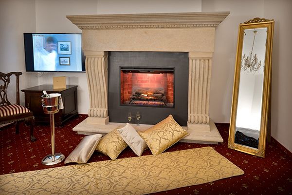 On cold evenings, the ideal solution would be to rent a room with a fireplace